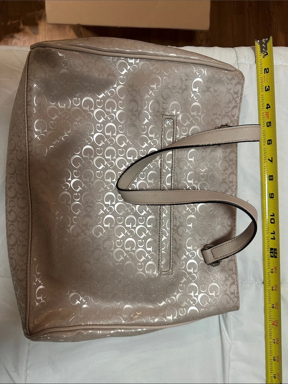 Guess Metallic Champagne Logo Tote Bag #247 - Picture 4 of 5